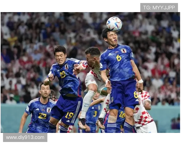 中国足球队迎战日本队备战世界杯亚洲区预选赛全力冲刺球员伤病情况成为焦点