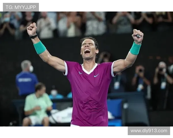 网球巨星纳达尔宣布退役，职业生涯画上完美句号，球迷感慨万千